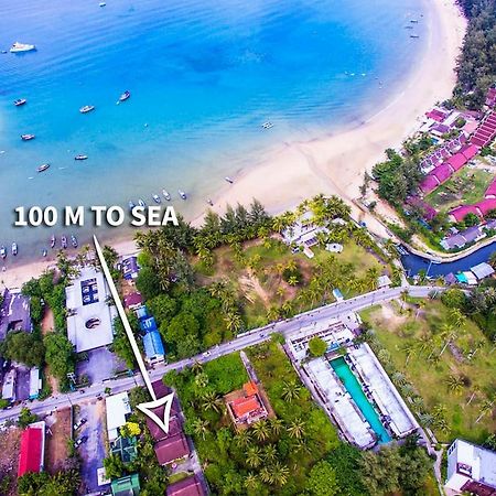 Villa Behind The Phuket Sea 外观 照片